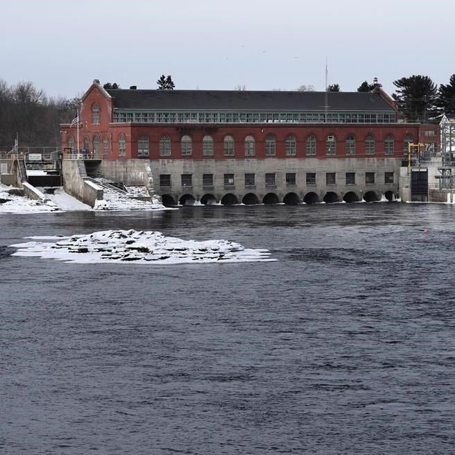 Environmentalists: Maine dam operator not protecting salmon